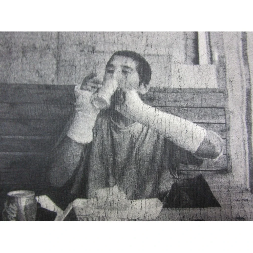 Nike SB Y2K T-Shirt Size (M) Omar Salazar‎ Skateboard Portrait Broken Arm 2010